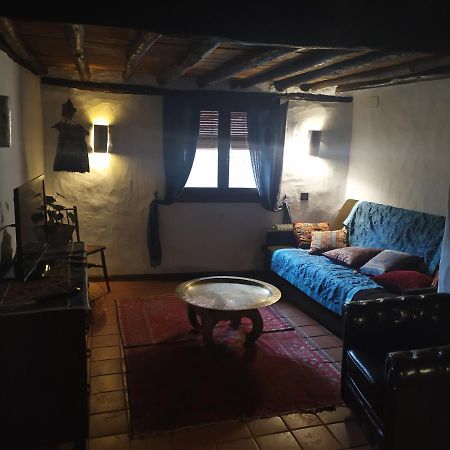 Apartamento Al-Vivaque Міранда-дель-Кастаньяр Екстер'єр фото